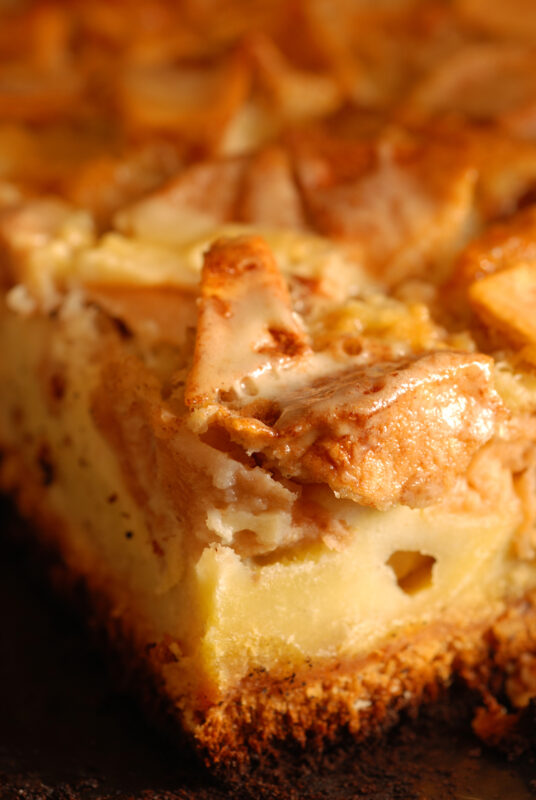 simple apple coffee cake