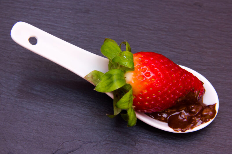 chocolate berry nut tart