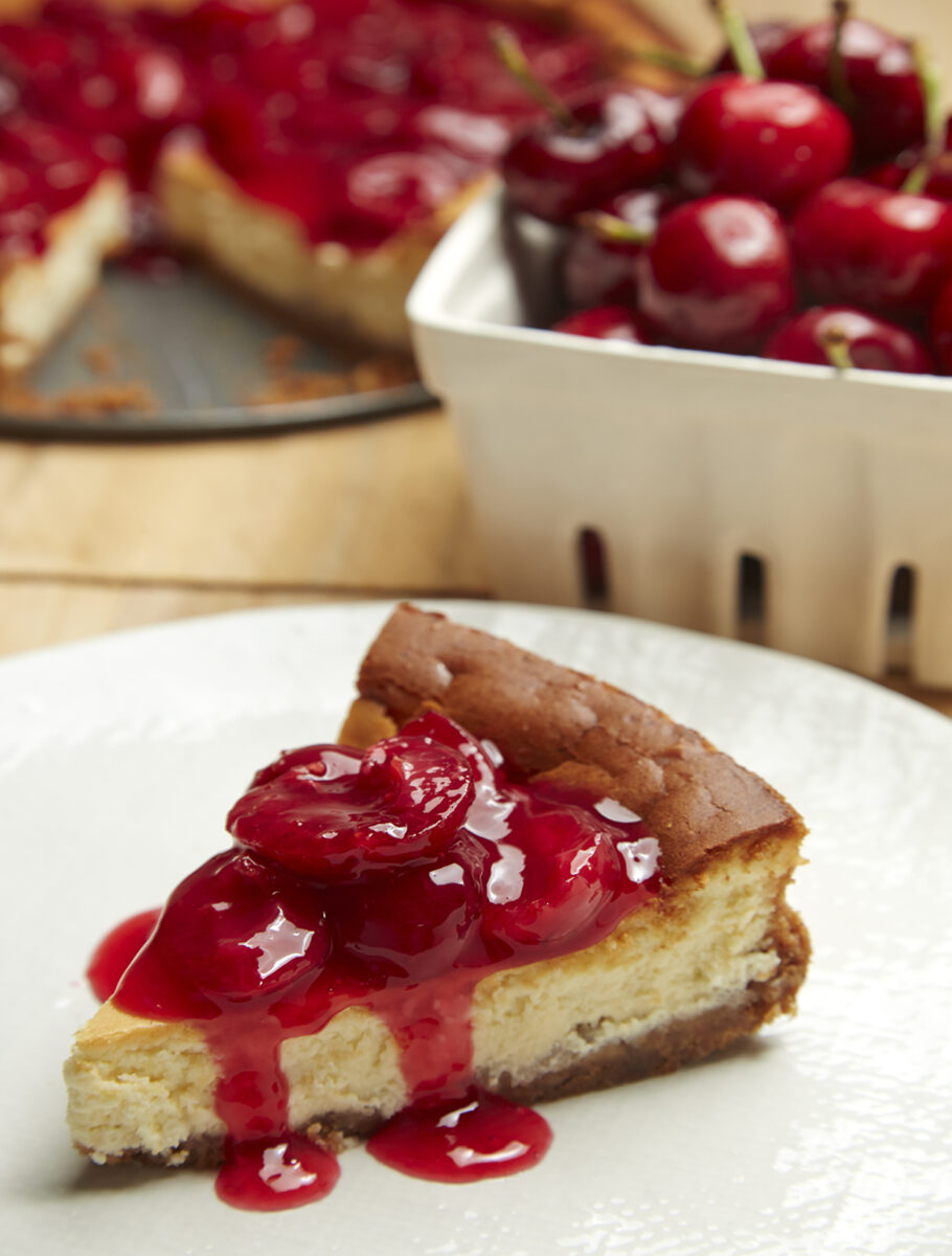 CHERRY MASCARPONE CHEESECAKE