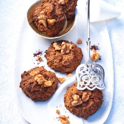 Bittersweet Chocolate Walnut Macaroon Cookies