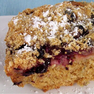 blueberry peach crumb cake3