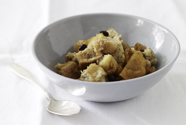 Bread Pudding with Pears, Currants and Cinnamon