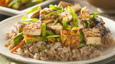 Tofu and Vegetable Stir Fry with Brown Rice
