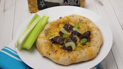 Buffalo-Fake-Chicken-Pizza