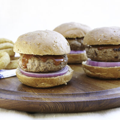 Buffalo Sliders with Crispy Onion Rings