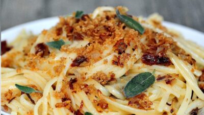 Buttered Linguine with Brown Butter and Sage (Large).jpg