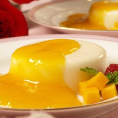 Buttermilk Panna Cotta with Mango Sauce