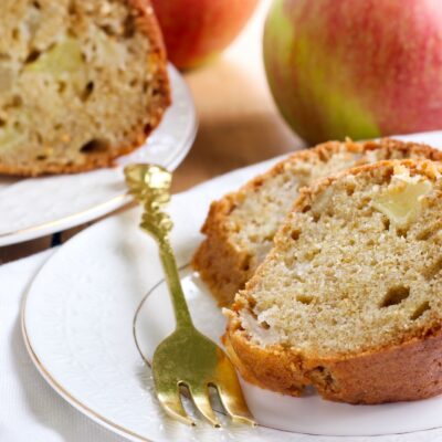 Caramel Apple Bundt Cake