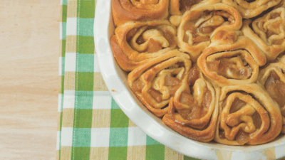 Caramel Apple Cinnamon Buns