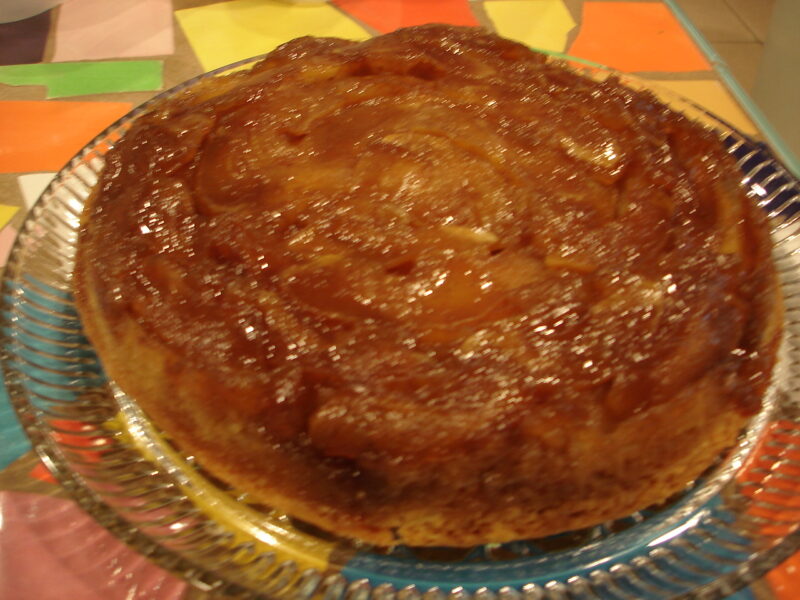 caramel apple upside down cake