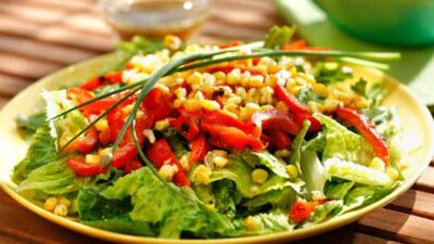 caramelized-corn-red-pepper-salad-chive