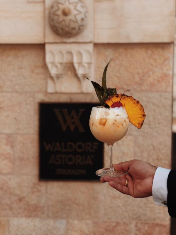 CARIBE HILTON&rsquo;S PIÑA COLADA RECIPE