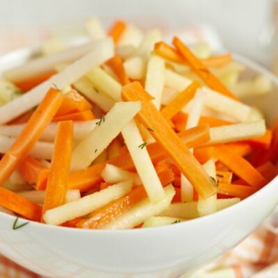 carrot and kohlrabi slaw