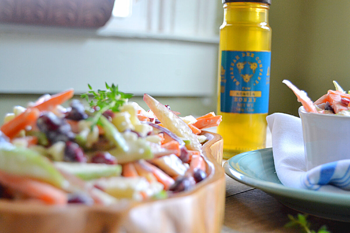 wide carrot apple slaw