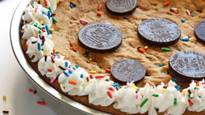 Chanukah Gelt Cookie Cake