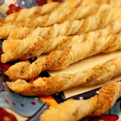 cheese straws