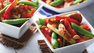 Chicken with Lime, Garlic and Cashews