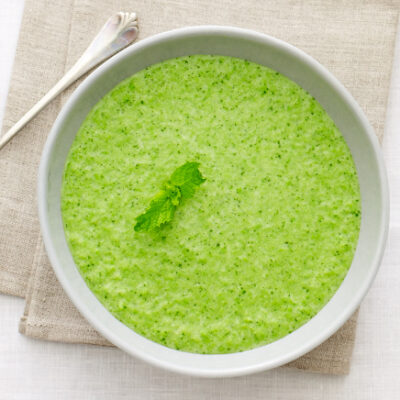 chilled pea and mint soup