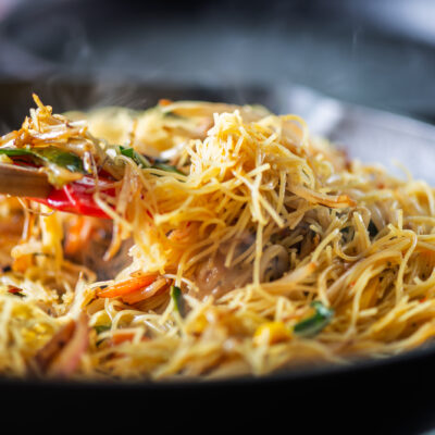 chinese chicken and noodles