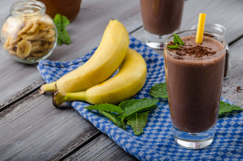 chocolate banana smoothie.jpg