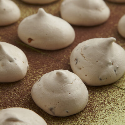 Chocolate Chip Meringues