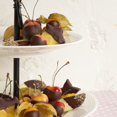 CHOCOLATE-DIPPED FRUIT