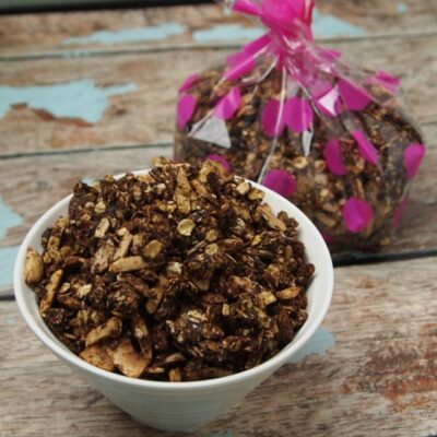 chocolate granola