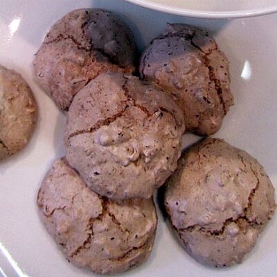 Chocolate Meringues