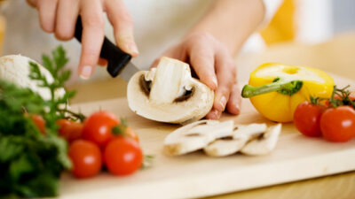 chopping-vegetables