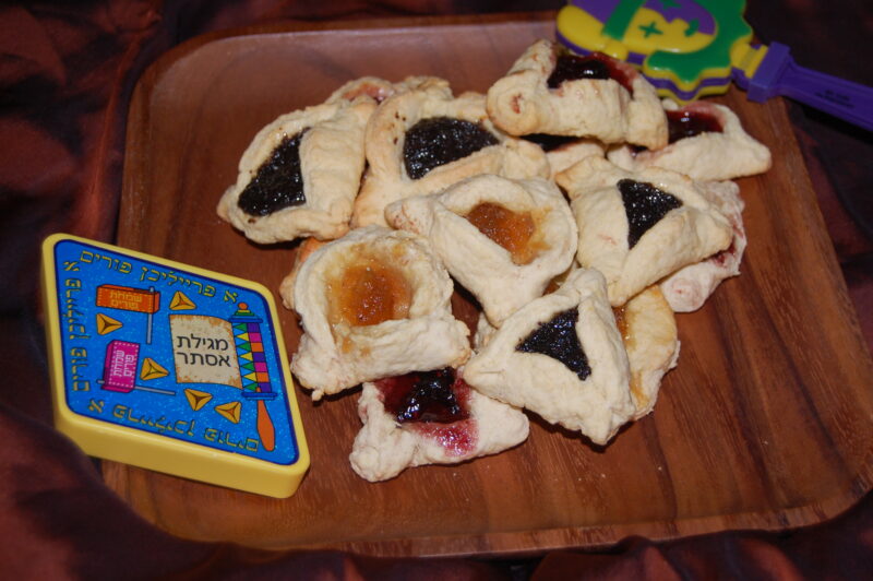 Cinnamon Apple Hamantashen