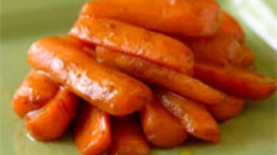Cinnamon-Glazed Baby Carrots