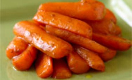 Cinnamon-Glazed Baby Carrots