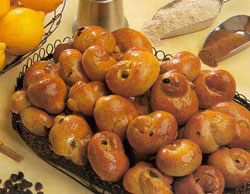 Cinnamon Raisin Rolls