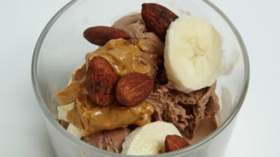 Cocoa Banana Nut Frozen Yogurt