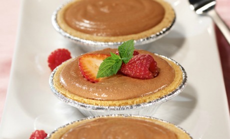 Cocoa-Berry Yogurt Tarts