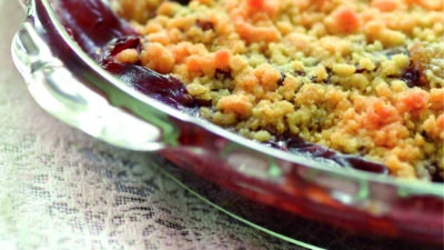 Cran Apple Crunch Kugel