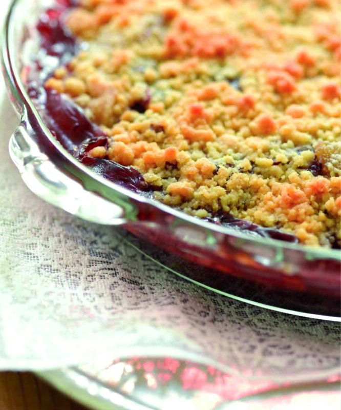 Cran Apple Crunch Kugel