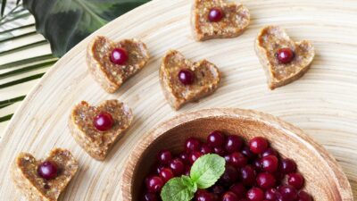 CRAN-NUT ENERGY TRUFFLES