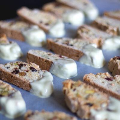 cranberry and pistachio biscotti