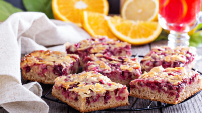 cranberry date bars