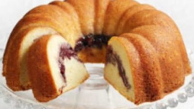 Cranberry Sour Cream Coffee Cake