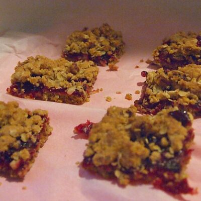 cranberry-streusel-bars