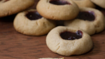 cranberry thumbprint cookies.jpg