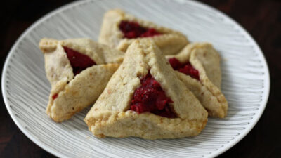 Cranberry White Chocolate Hamantashen