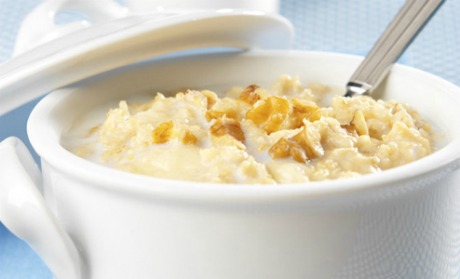 Creamy Banana Walnut Oatmeal