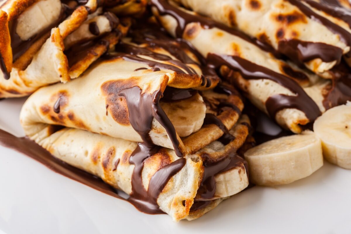 VEGAN QUINOA FLOUR PANCAKES