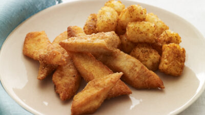 Crispy Fish with Seasoned Tater Tots