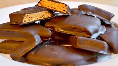 honey comb chocolate bar