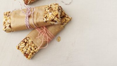 Crunchy Maple Brown Sugar Granola Bars