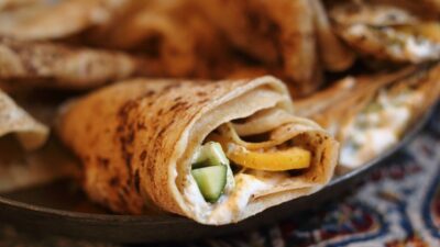 cucumber laffa sandwiches